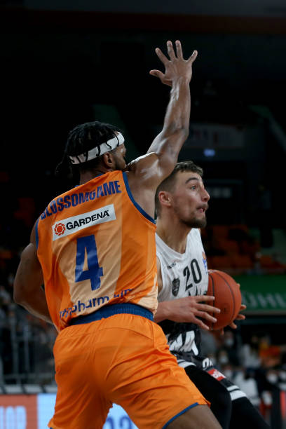 策略随之出 策略随之出