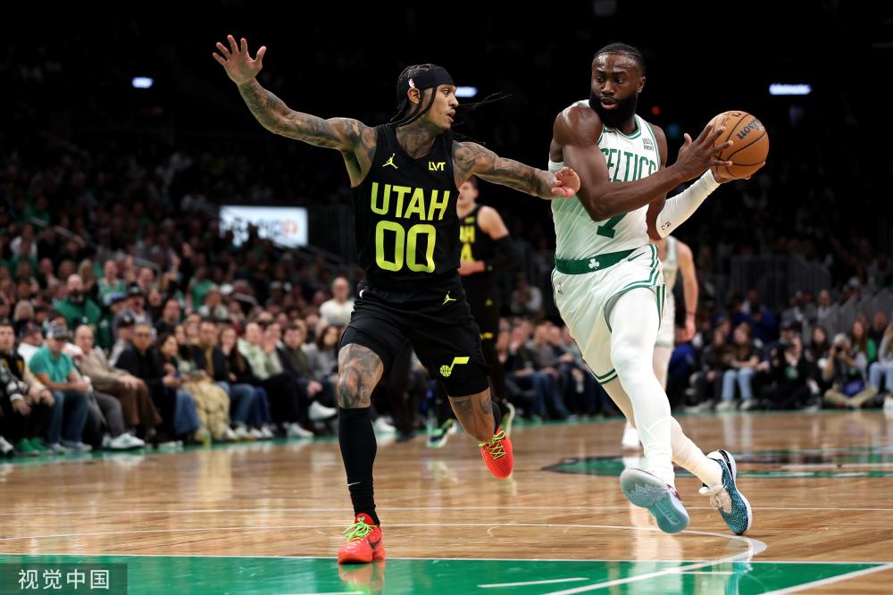 两项数据上 两项数据上