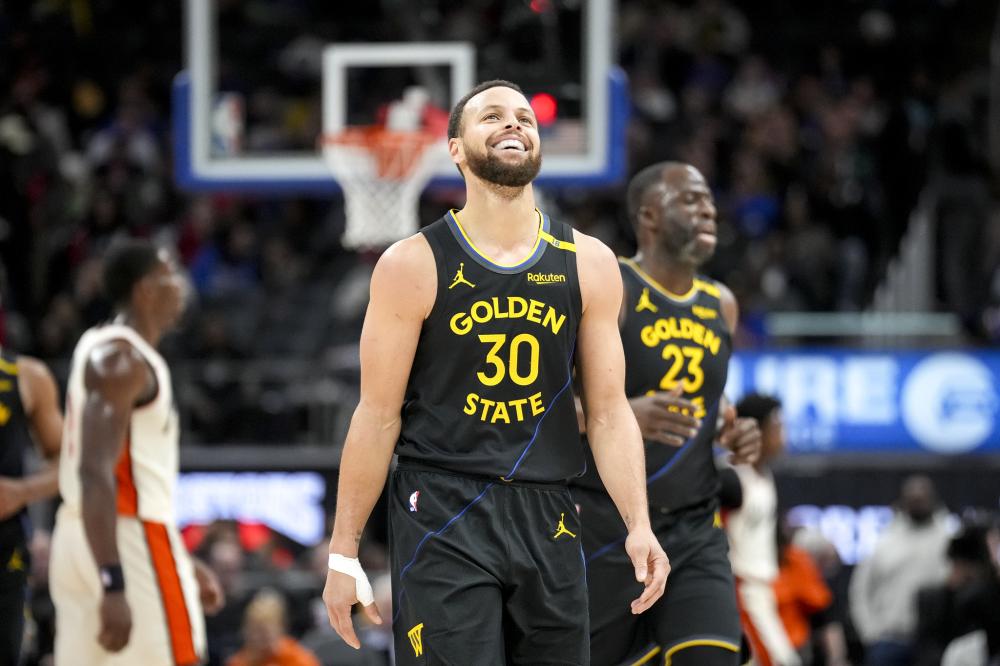 22岁以下 22岁以下