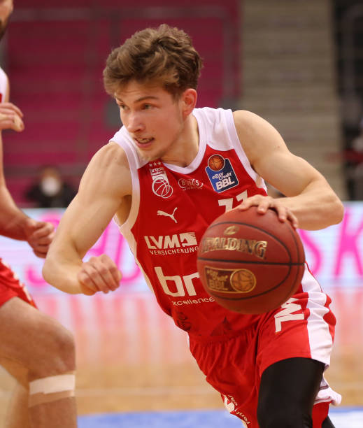 并非因为技 并非因为技